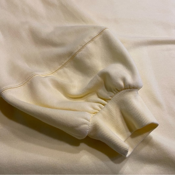 Old Navy Volume Sleeve Yellow Sweatshirt Size L - Picture 4 of 9